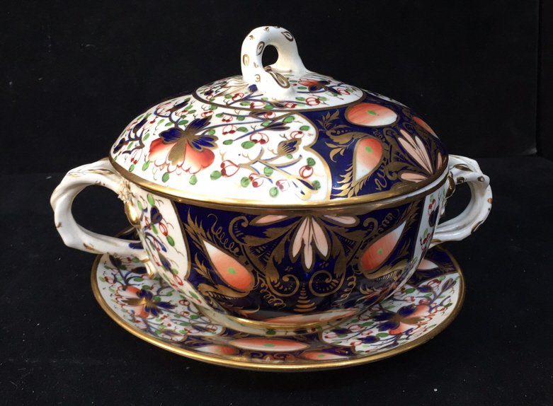 Antique Victorian Sauce Tureen, Cover and Stand (1 of 9)
