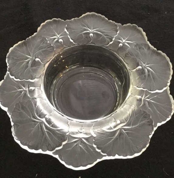 Lalique Decorative Glass Bowl Leaf Design (1 of 6)