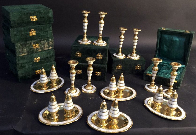 Group Lot Candlesticks and Salt Pepper Shakers Gold (1 of 9)