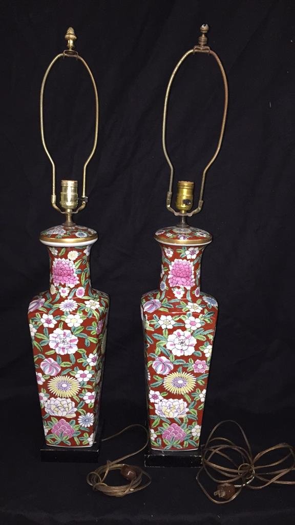 Pair Vintage Table Lamps (1 of 7)