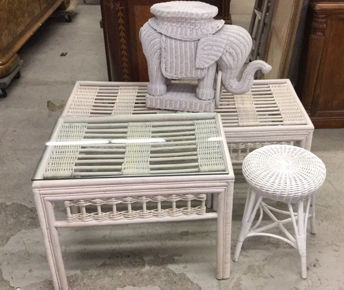 White wicker elephant stand and tables Woven wicker (1 of 5)