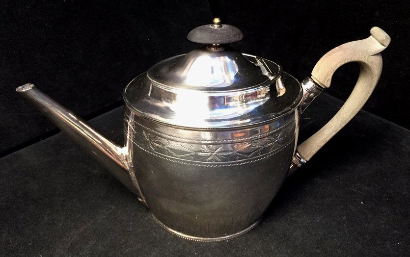 10Antique Victorian 19th Century Teapot circa 1800 (1 of 7)