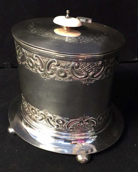 Antique Victorian Biscuit Box circa 1875 (1 of 8)