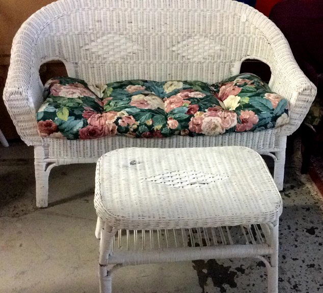 Vintage white wicker love seat with coffee table (1 of 6)