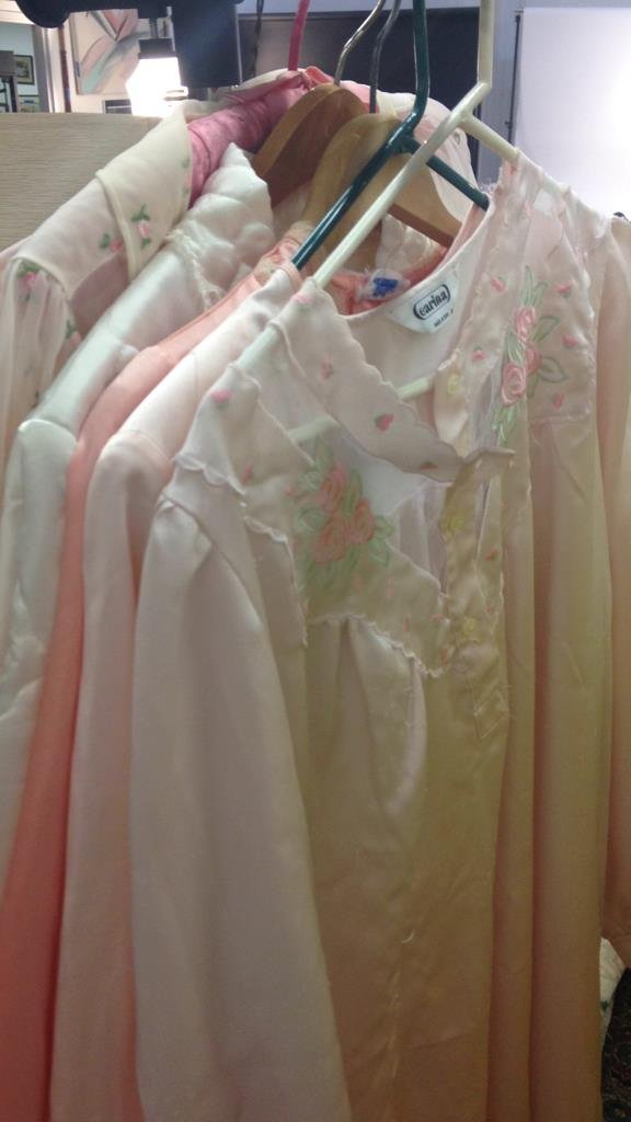 Vintage Group Lot Women's Sleep Ware (1 of 7)