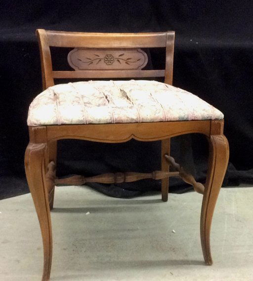 Vintage Carved Vanity Chair (1 of 6)