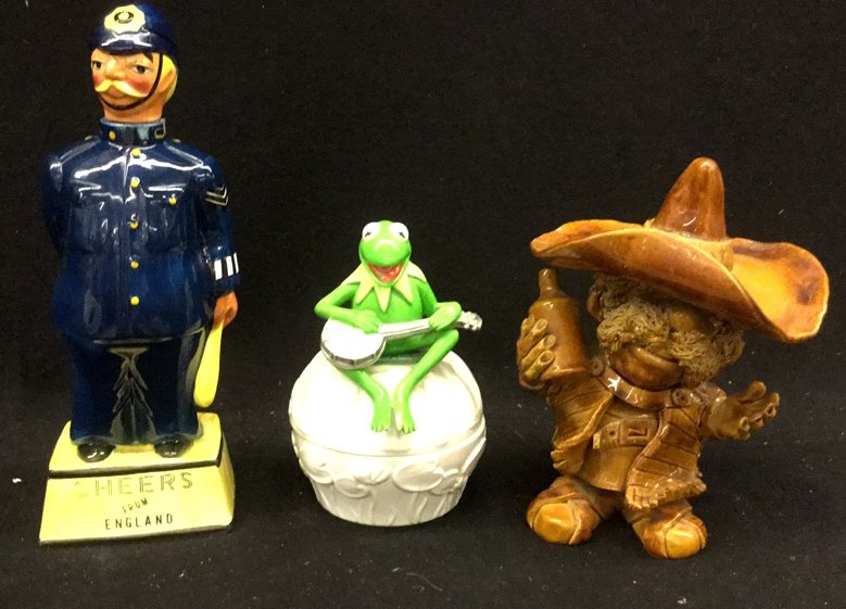 Ceramic Character Group Lot (1 of 9)