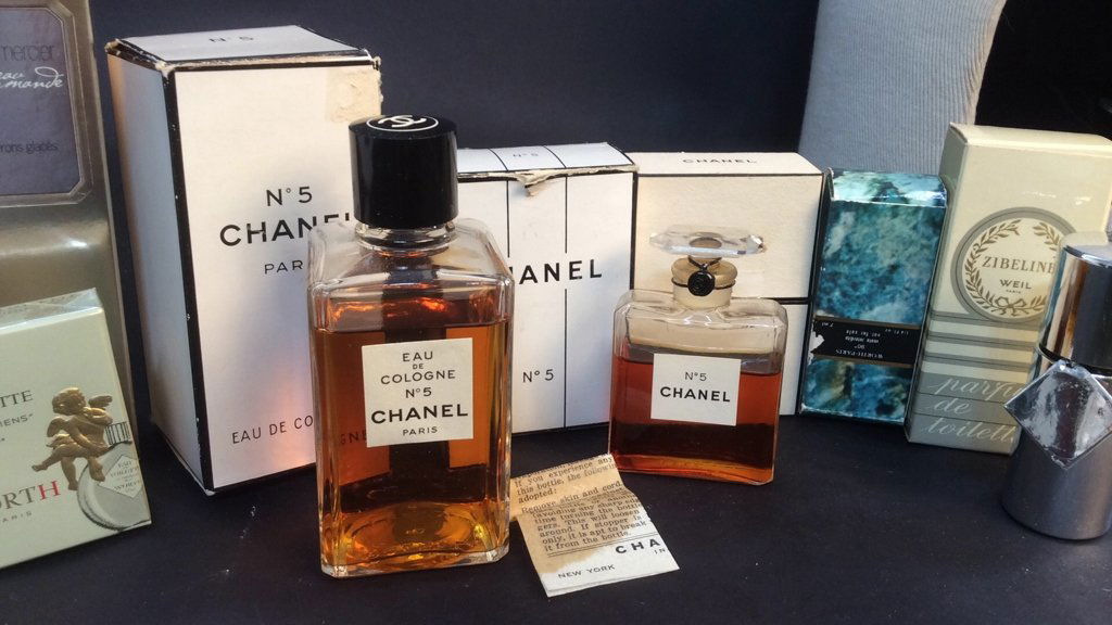 Chanel No 5 and more French perfumes never opened (1 of 9)