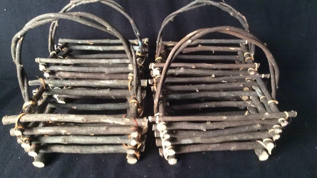 20 Country Style Twig Baskets (1 of 6)