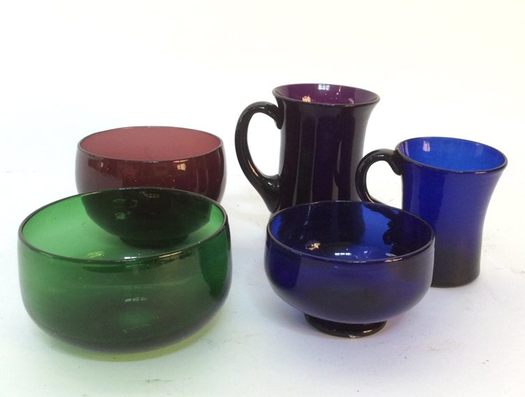 Group Lot Antique Hand Blown Glass Bowls And Mugs (1 of 5)