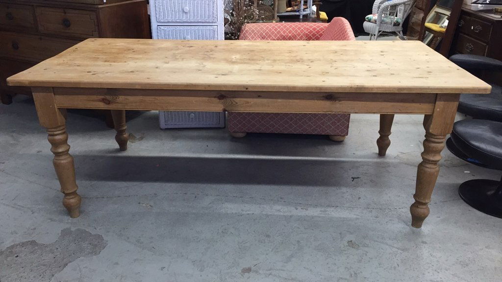 Custom Made Farm Table Antique Pine (1 of 8)