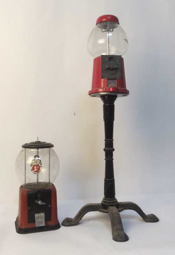 Two Vintage Gum Ball Machines (1 of 5)