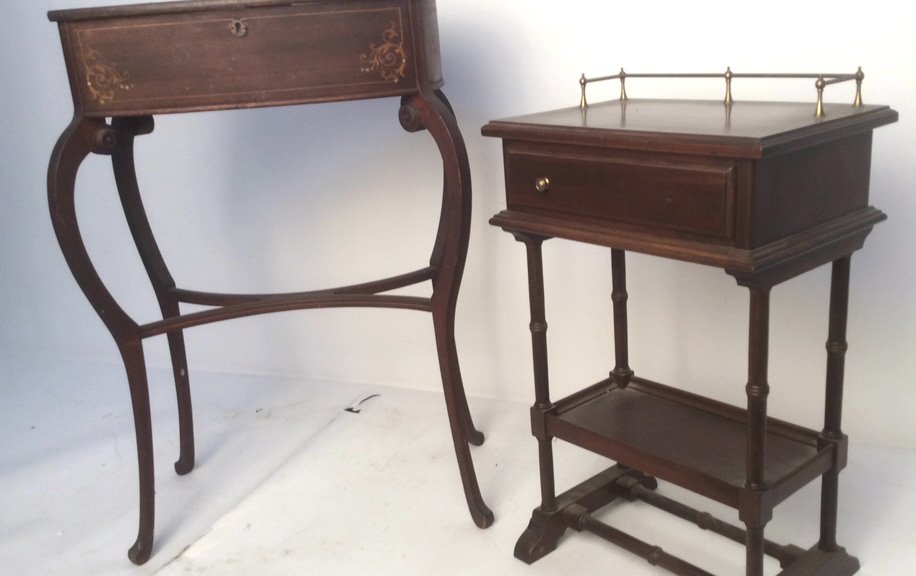 Two vintage Mahogany Victorian style end tables (1 of 10)