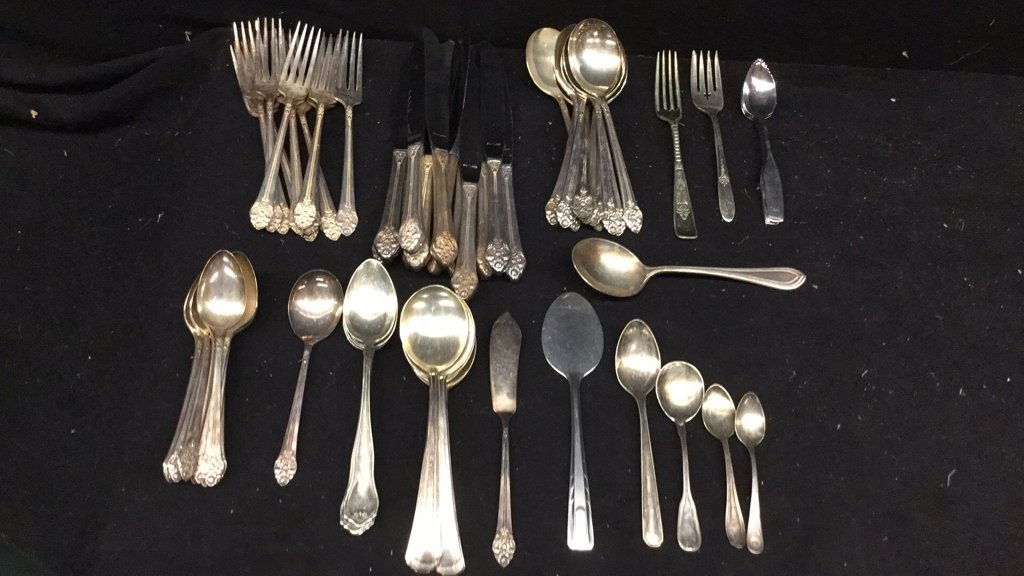 63 Piece Set of Silverware (1 of 6)