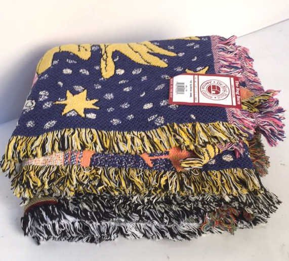 3 Piece Throw Blankets (1 of 6)