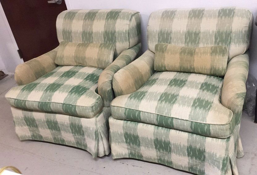 Pair Oversized Upholstered Easy Arm Chairs (1 of 5)