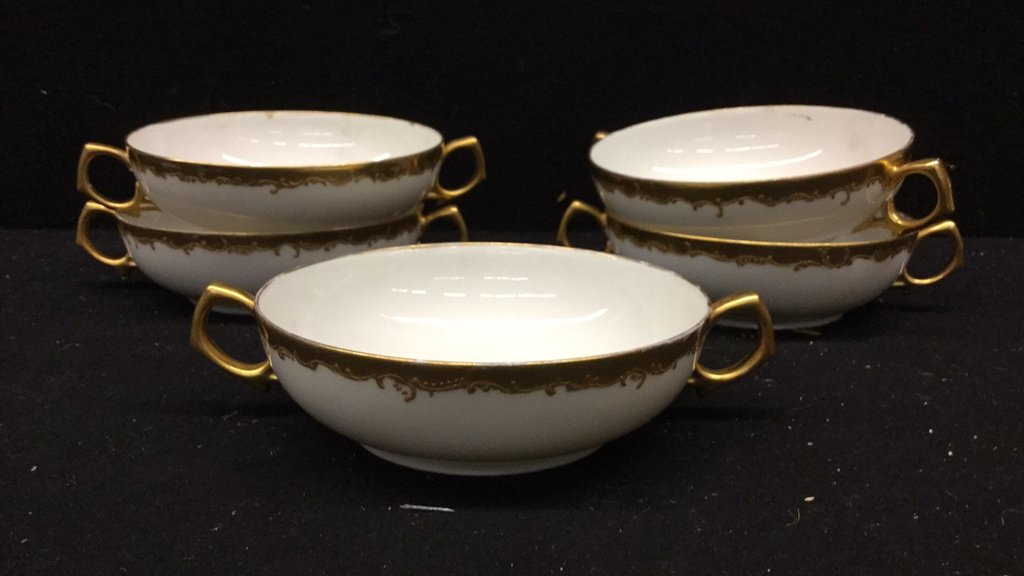 Set of 5 T & V Limoges Fruit Dishes (1 of 4)
