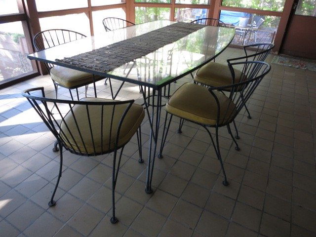 Mid-Centruy Wrought Iron Patio Set (1 of 10)