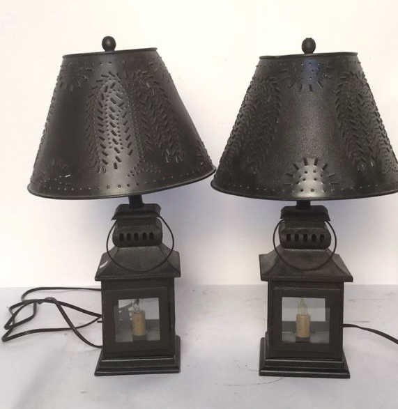 Pair of Vintage Iron Lantern Lamps (1 of 8)