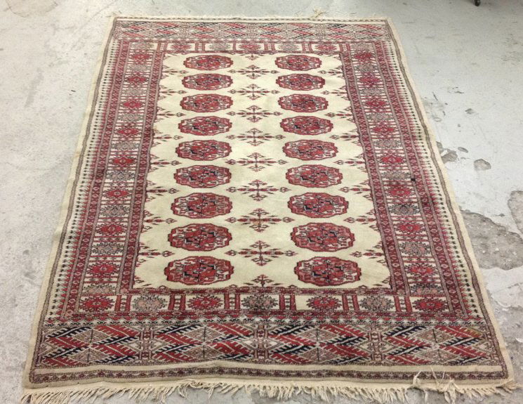 Hand Knotted Woolen Carpet (1 of 7)