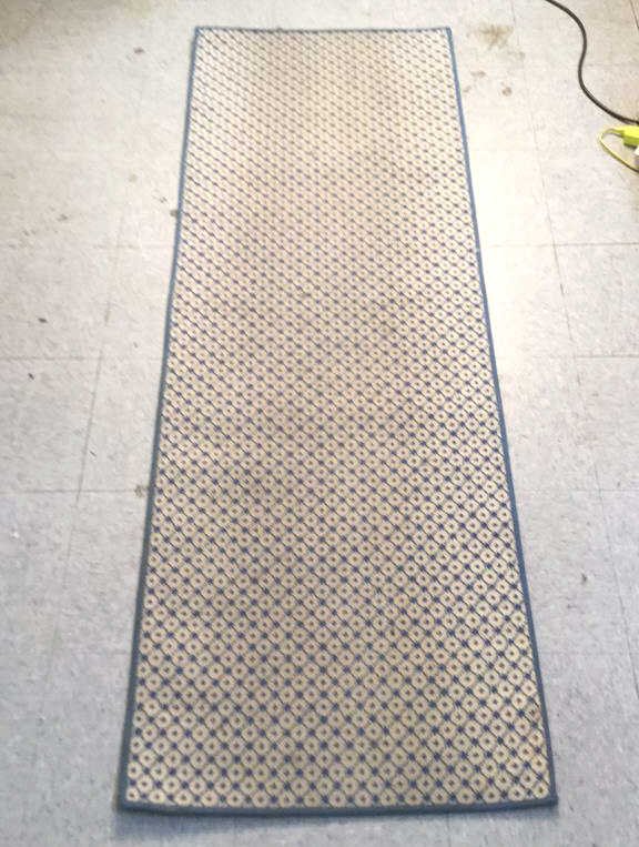 Vintage Blue Edge Diamond Pattern Runner (1 of 7)