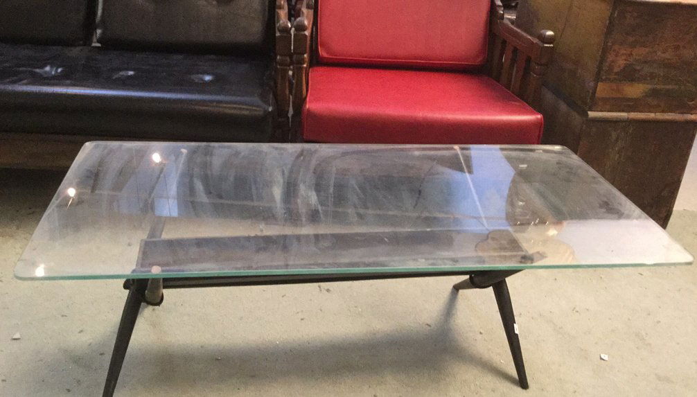 Antique Outdoor Planter Coffee Table (1 of 5)