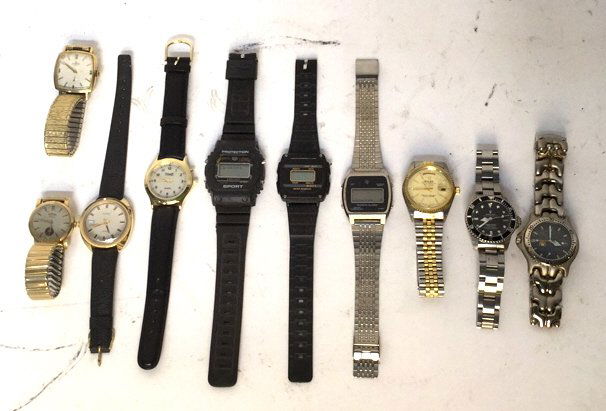 10 Piece Vintage Men's Watches (1 of 6)