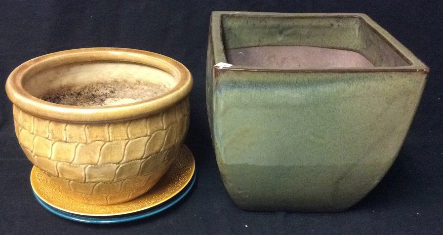 Pair Glazed Planter Pots & 2 Plates (1 of 6)