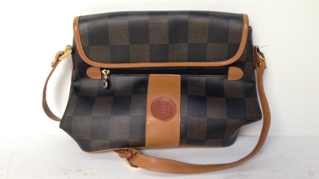 FENDI Designer Women's Purse (1 of 6)