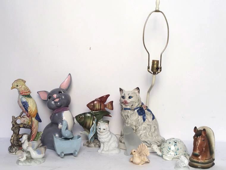 12 Piece Animal Group Lot (1 of 5)