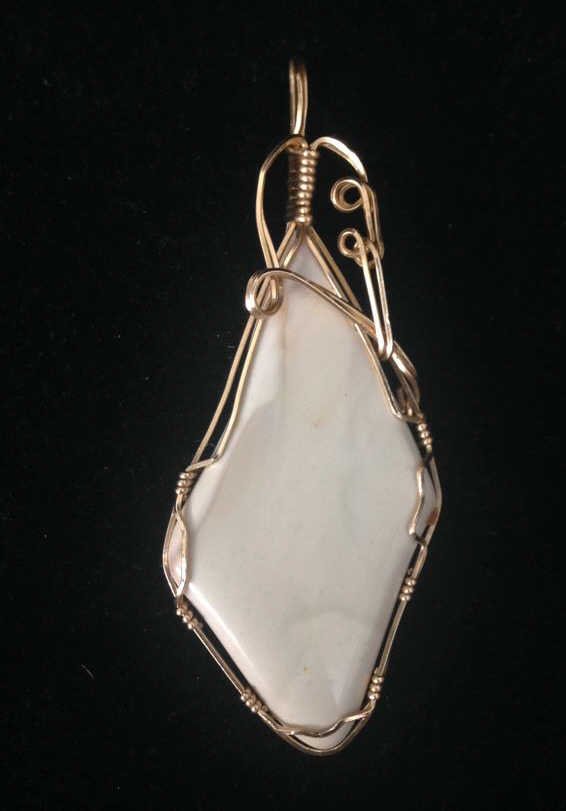 White Stone With Gold Colored Wire Frame (1 of 6)