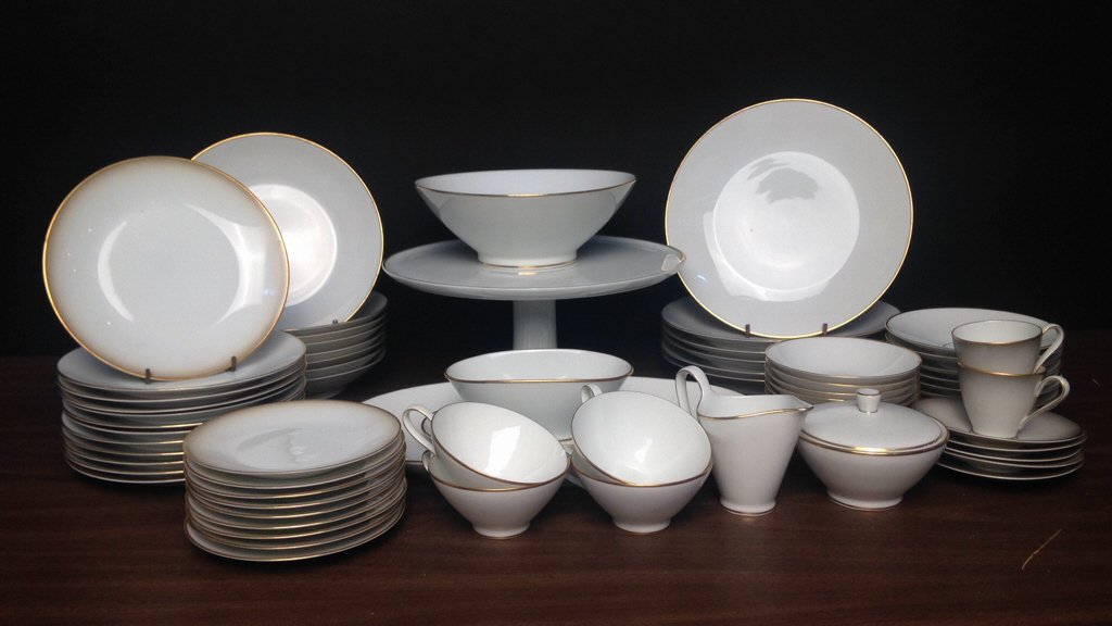 68 Piece Rosenthal Bettina Design China (1 of 9)