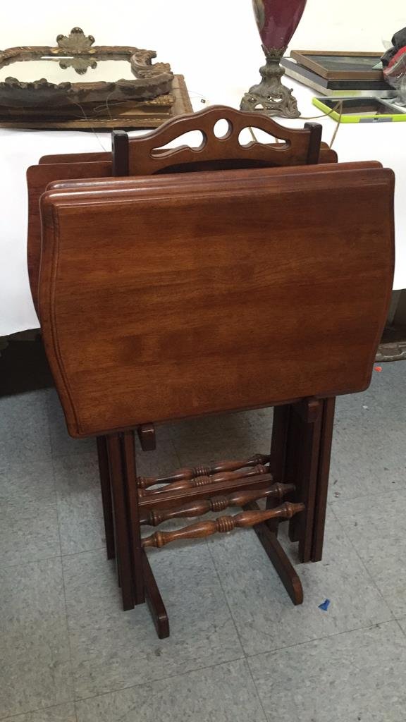 Vintage Maplewood Snack Tables and Rack (1 of 7)