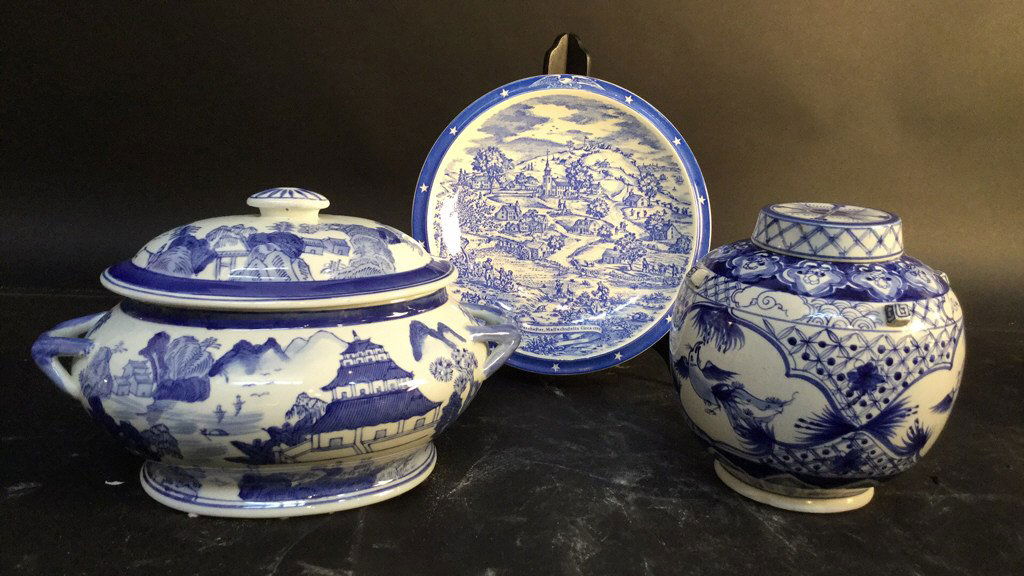 Blue and White Asian Pottery Group Lot (1 of 6)