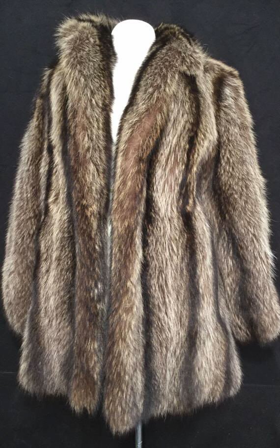 Vintage Raccoon Fur Jacket (1 of 10)