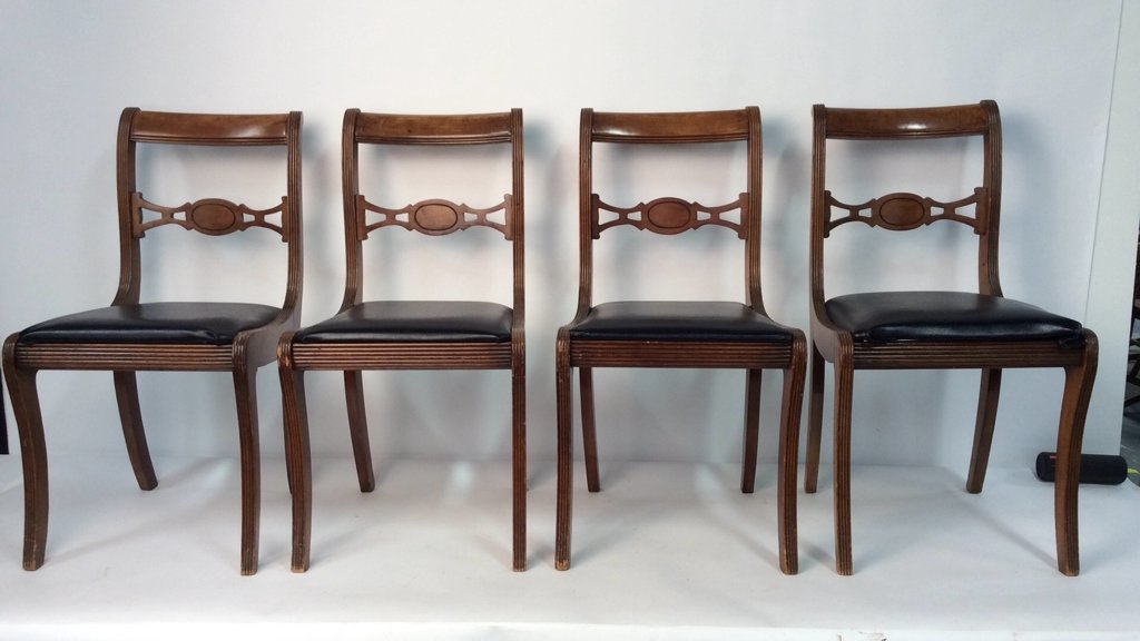 Set Vintage Grooved Wooden Sheraton Chairs (1 of 8)