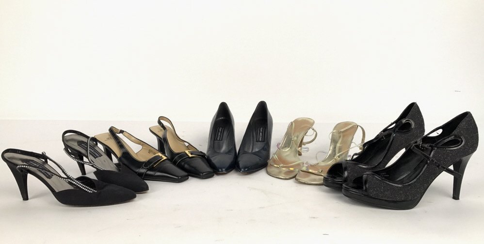 Group Lot Ladies Designer Pumps Size 9 (1 of 6)