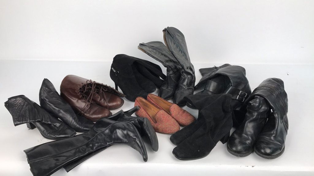 Group Lot Designer Boots & Flats: FRANCO SARTO, STUBBS & WOOTON flats, Palm Beach, Stuart Weitzman, Calvin Klein, JUSTIN cowboy boots, collection size 9., used condition