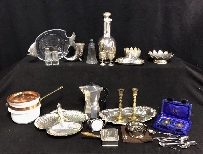 Group Lot 25+ Silver Plate Table Articles: Miscellaneous copper lidded ceramic pot, tea pot, candlesticks, star if David candlesticks, salt and pepper, Gotham lidded butter tray, set of Reed & Barton flower petal bowls. Horn shaped vase. Silve