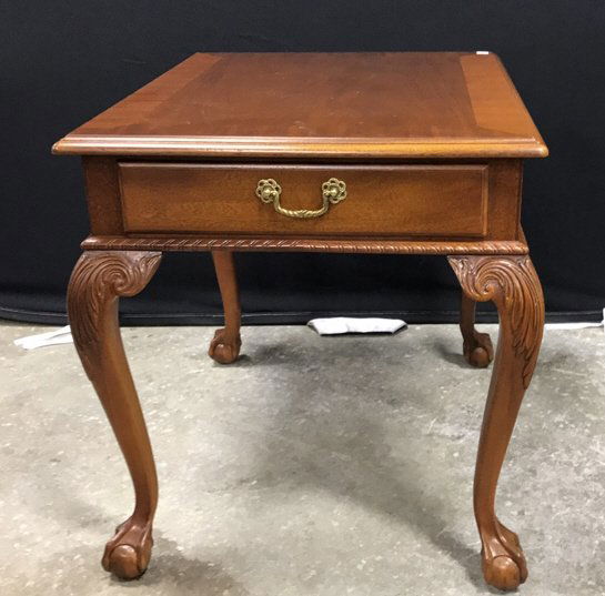 ETHAN ALLEN Maple Stained End Table (1 of 10)