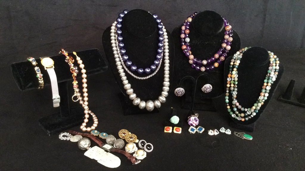 Vintage Costume Jewelry Group Lot Sterling Gem (1 of 10)