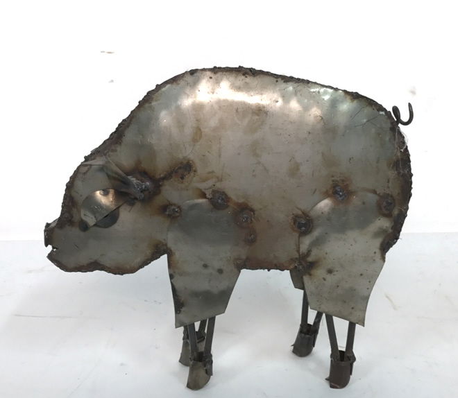 Rustic Metal Pig Sculpture (1 of 10)