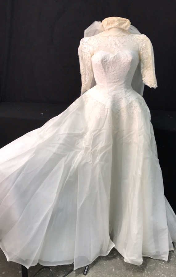 Bergdorf Goodman 1959 Bridal Gown (1 of 10)