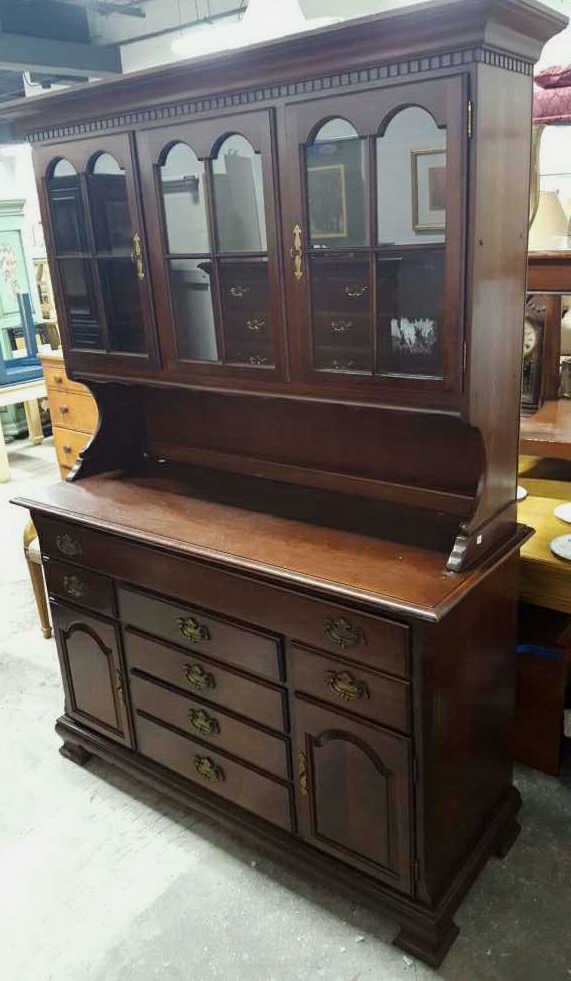 Vintage Console with Hutch (1 of 10)