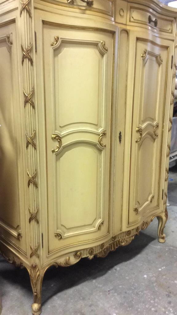 French Style Cabinet Henry Fuldners & Sons Inc. (1 of 10)