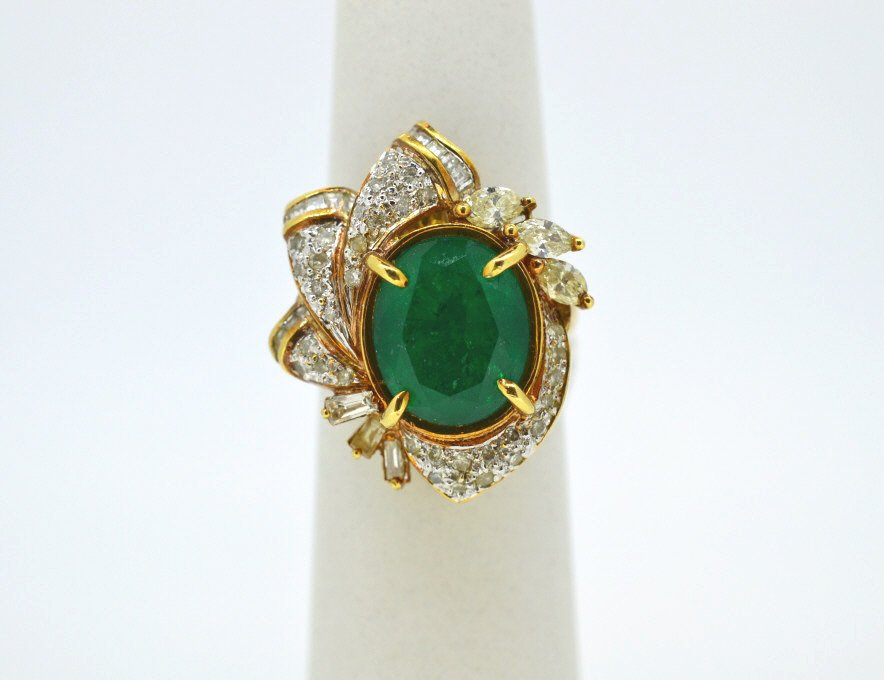 Glamorous Beryl & Diamond 18K Yellow Gold Ring (1 of 2)