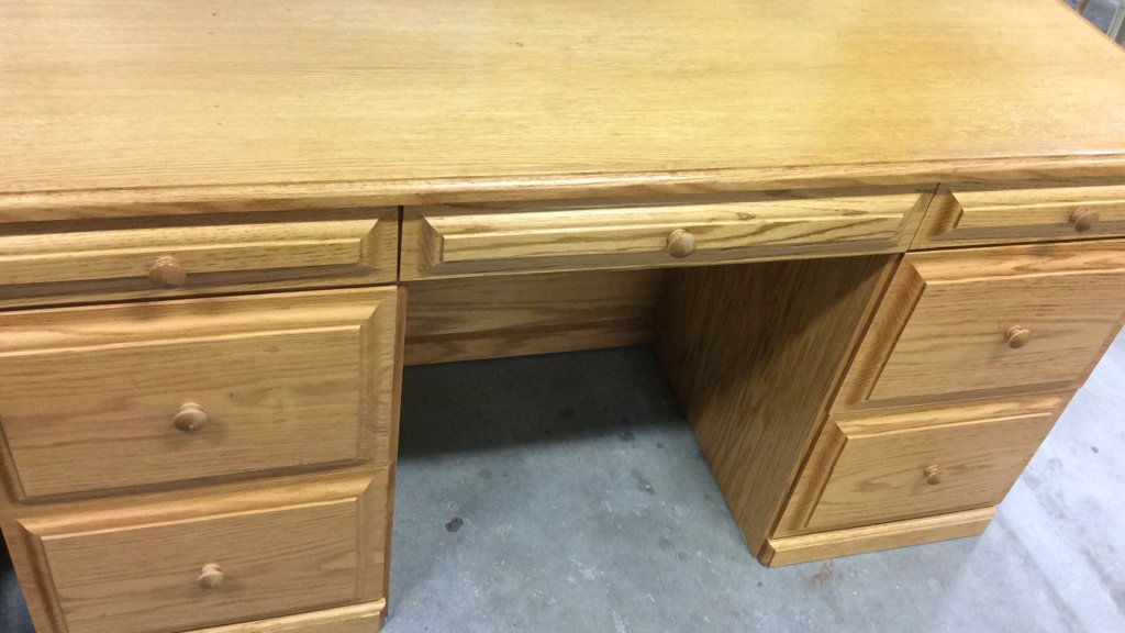 7 Drawer Pine Desk (1 of 10)