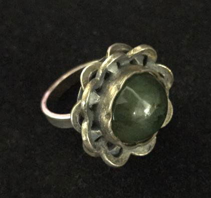 Vintage Sterling Flower Form Ring (1 of 6)