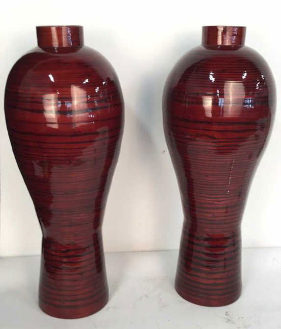 Pair Of Pier 1 Lacquered Urns Or Vases (1 of 9)