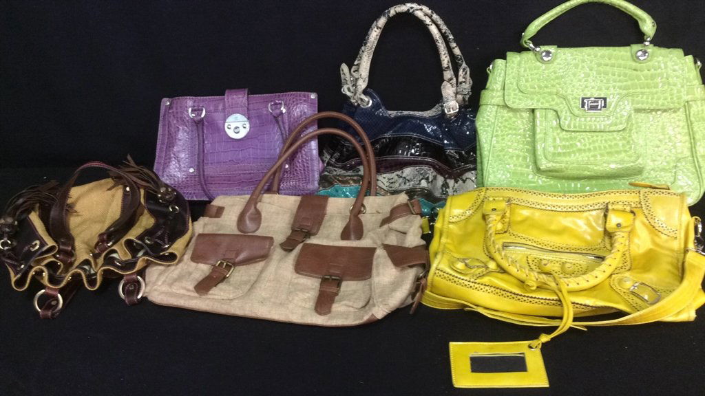 6 Group Lot Vintage Pocketbooks (1 of 10)